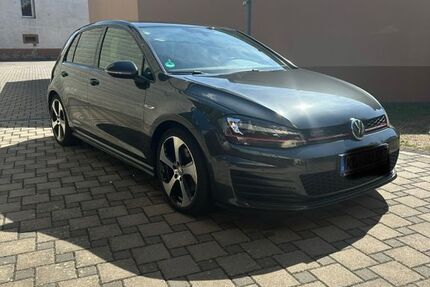 VW Golf 141.800 km 14.200 &euro; Niedermohr 66879