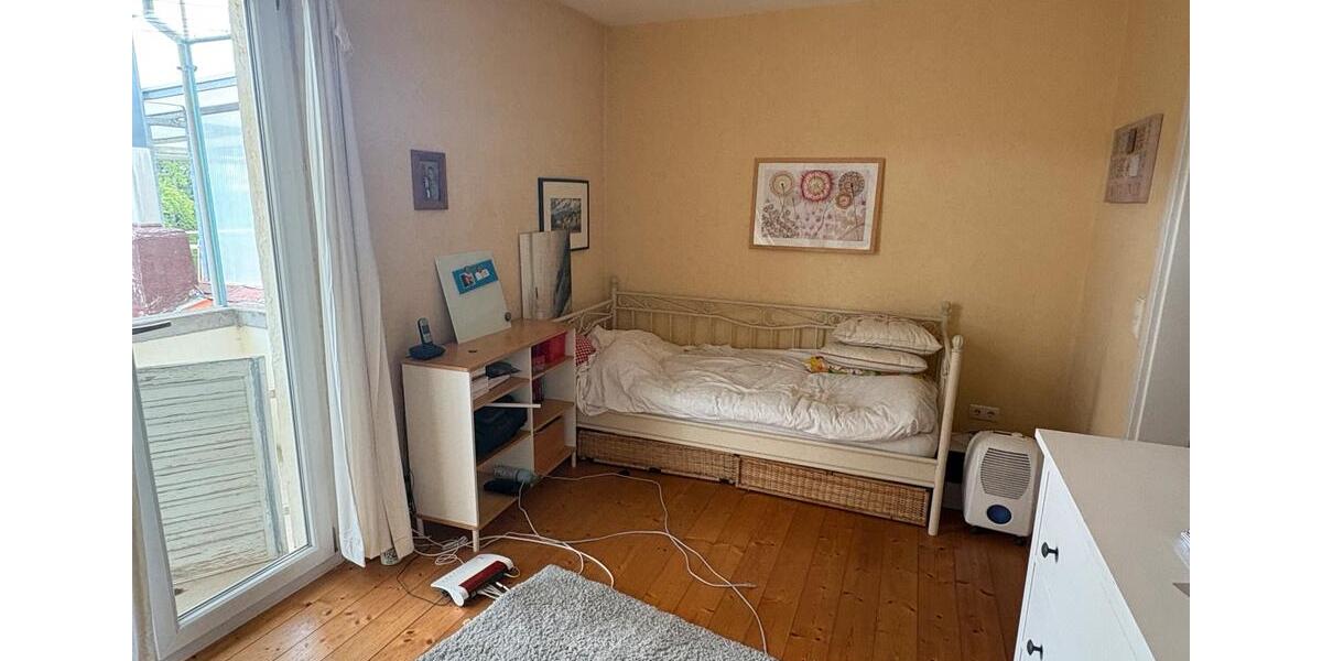 Doppelhaushälfte Bad Dürkheim - 7 Zimmer, 150 m&sup2;, 370.000&euro; | Angebot:25543670