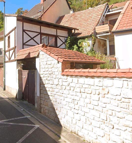 Reihenhaus Bad Dürkheim - 5 Zimmer, 110.000&euro; | Angebot:21516035