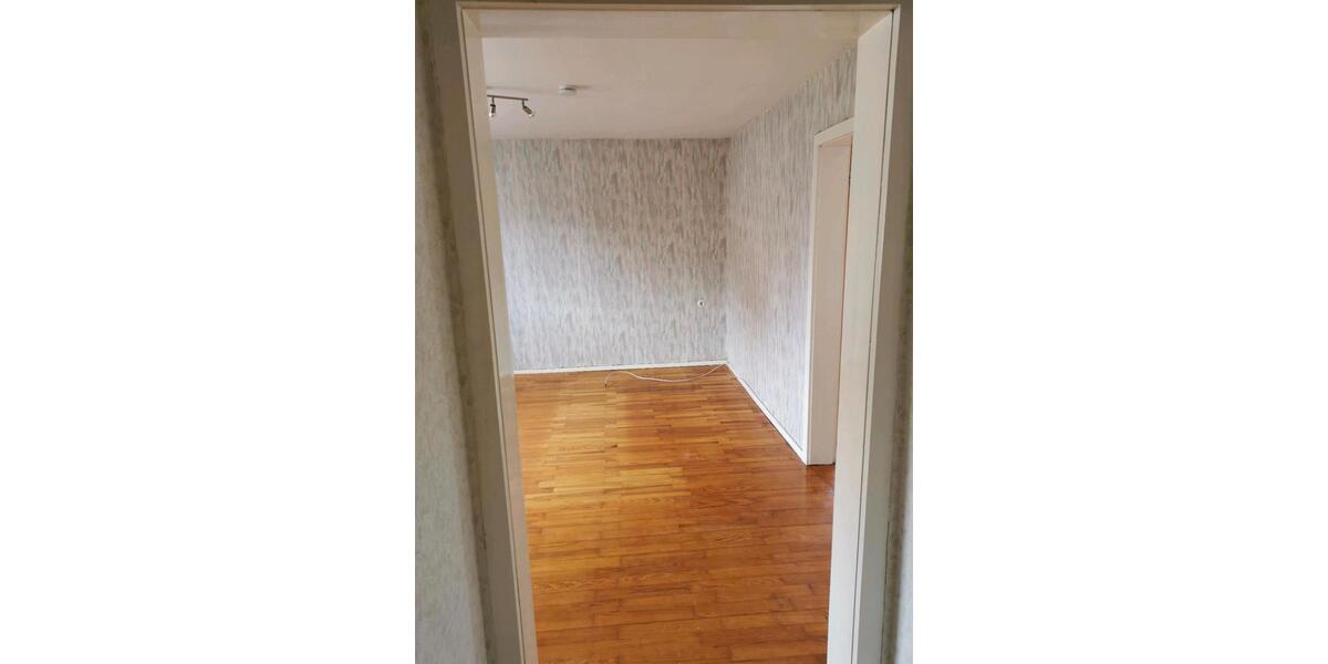 Doppelhaushälfte Wolfstein - 5 Zimmer, 130 m&sup2;, 122.000&euro; | Angebot:23130635