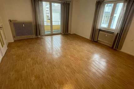 Wohnung zum Mieten in Kaiserslautern 1.200 € 139 m² 3 zimmer
