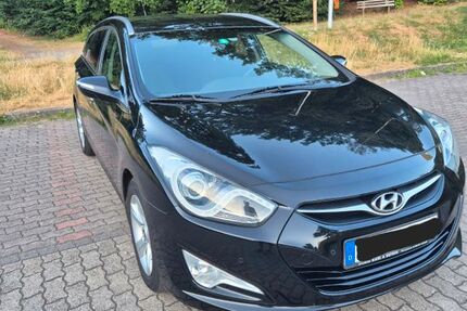 Hyundai i40 271.000 km 3.000 &euro; Otterberg 67697