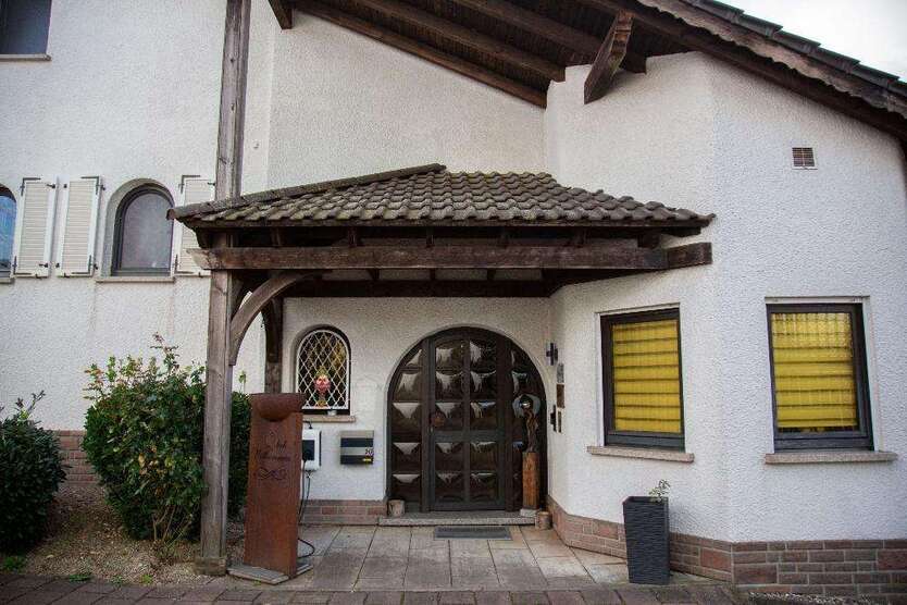 Haus zum Kaufen in Pirmasens 445.000 € 285 m²