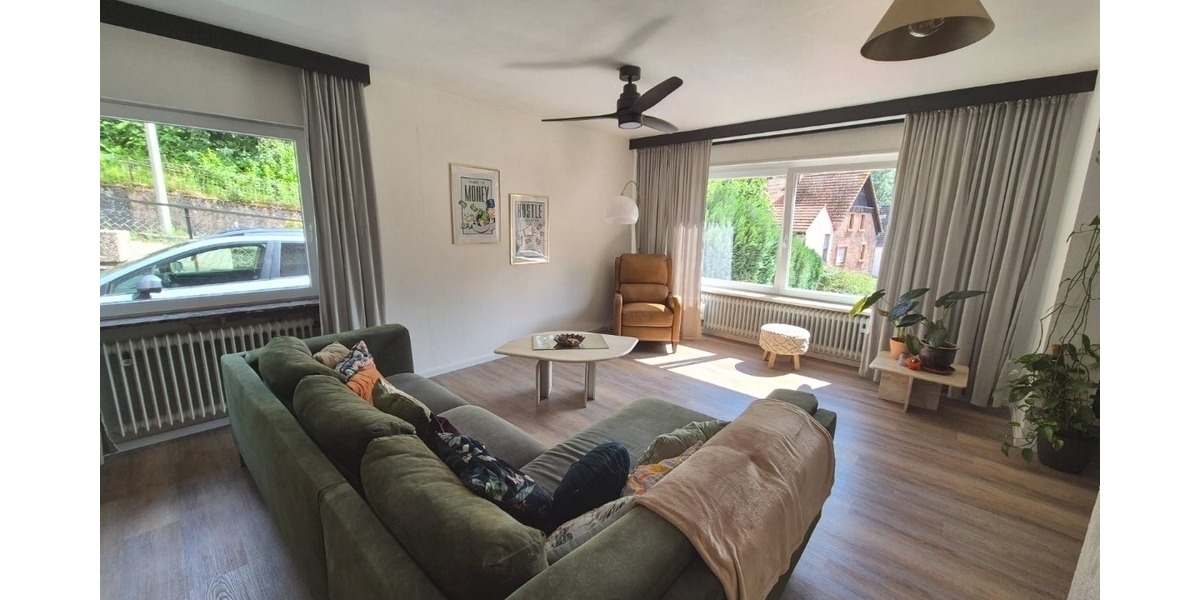 Ein-Zwei-Familien unter einem Dach – liebevoll renoviertes, freistehendes Zuhause mit Charakter - Zweifamilienhaus Linden Landkreis Kaiserslautern | Angebot:21577941