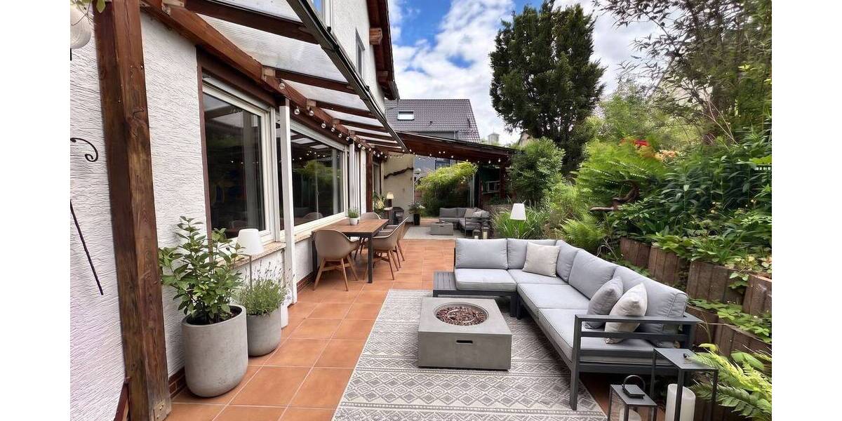 Etagenwohnung Kaiserslautern Innenstadt - 2 Zimmer, 114 m&sup2;, 215.000&euro; | Angebot:26806766