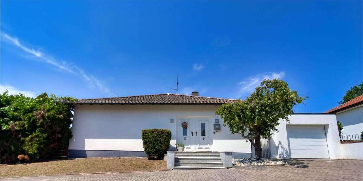 Haus zum Kaufen in Kaiserslautern 649.000 € 159 m² 5 zimmer