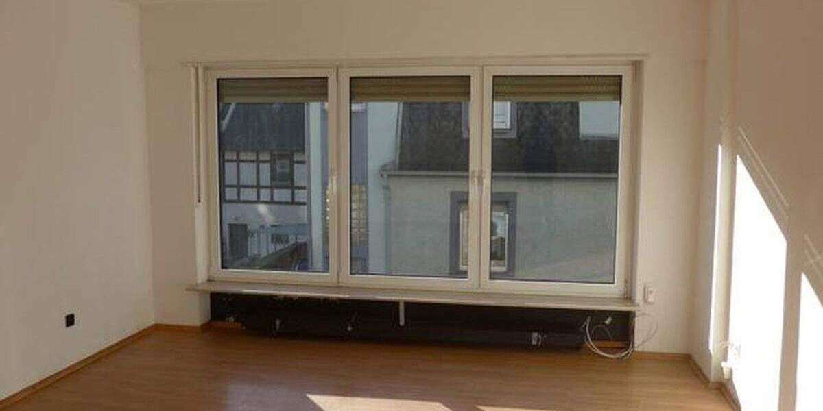 Etagenwohnung Rodalben - 3 Zimmer, 100 m&sup2;, 690&euro; | Angebot:25657424