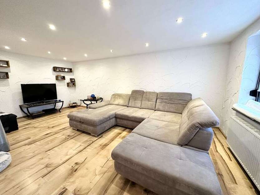 Haus zum Kaufen in Donsieders 239.000 € 250 m²