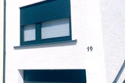 Haus Kaiserslautern Einsiedlerhof - 3 Zimmer, 75 m&sup2;, 175.000&euro; | Angebot:25086917