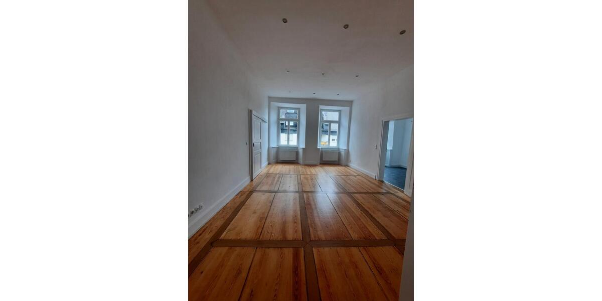 Etagenwohnung Kaiserslautern - 3 Zimmer, 104 m&sup2;, 950&euro; | Angebot:26459278