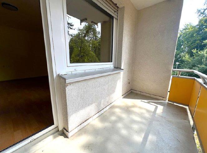 Erdgeschoßwohnung Kaiserslautern Bahnheim - 4 Zimmer, 77 m&sup2;, 1.020&euro; | Angebot:26233213