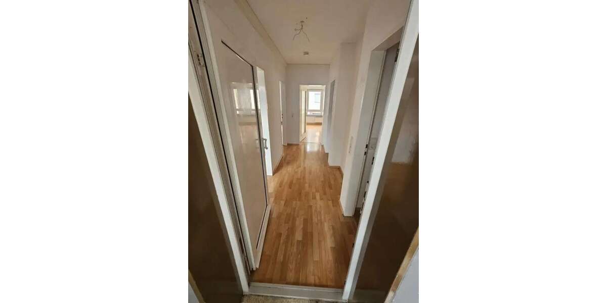 Etagenwohnung Pirmasens - 2 Zimmer, 63 m&sup2;, 425&euro; | Angebot:26630722