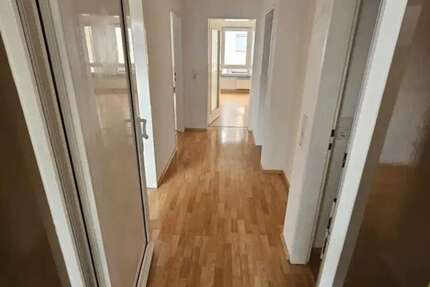 Wohnung Pirmasens - 2 Zimmer, 63 m&sup2;, 425&euro; | Angebot:26630722