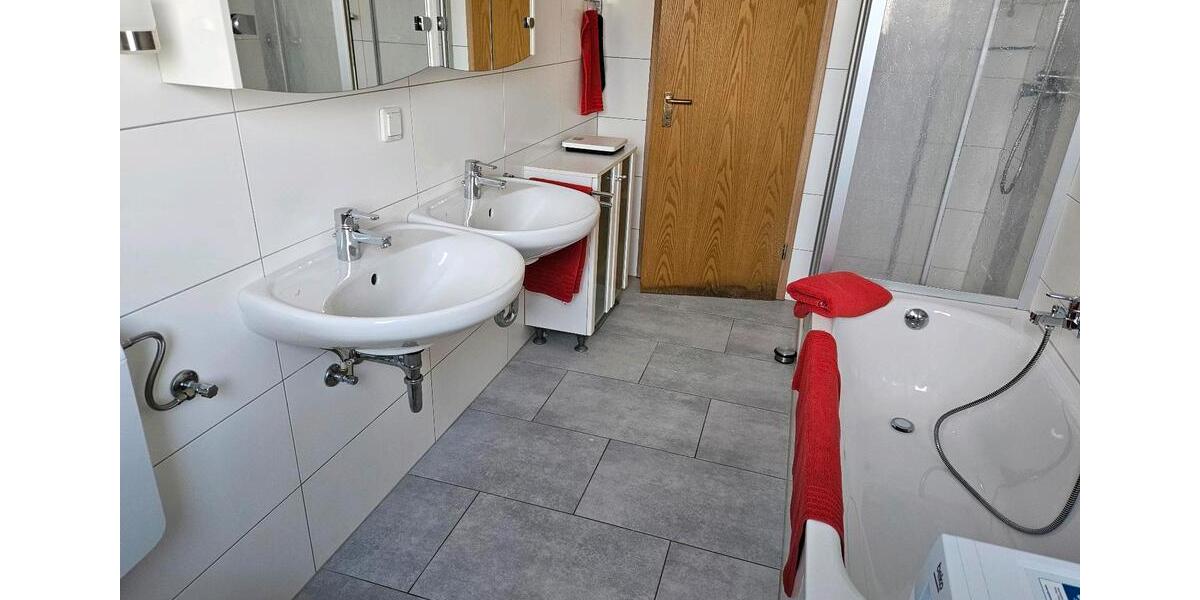 Erdgeschoßwohnung Steinwenden - 2 Zimmer, 75 m&sup2;, 750&euro; | Angebot:26635611