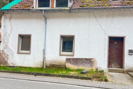 Haus Elmstein - 8 Zimmer, 172 m&sup2;, 62.000&euro; | Angebot:26290075