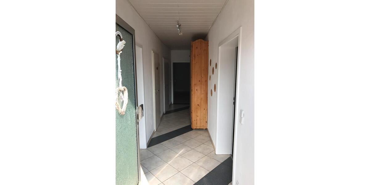 Erdgeschoßwohnung Steinwenden - 5 Zimmer, 128 m&sup2;, 1.250&euro; | Angebot:26356347