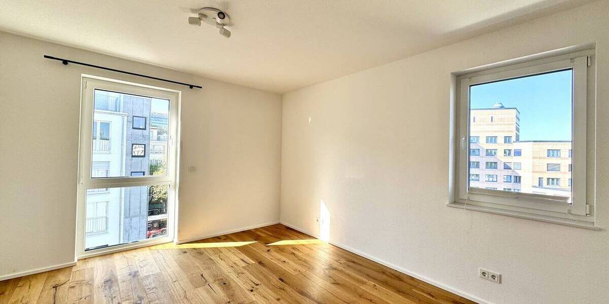 Etagenwohnung Kaiserslautern Innenstadt - 2 Zimmer, 79 m&sup2;, 970&euro; | Angebot:26258955