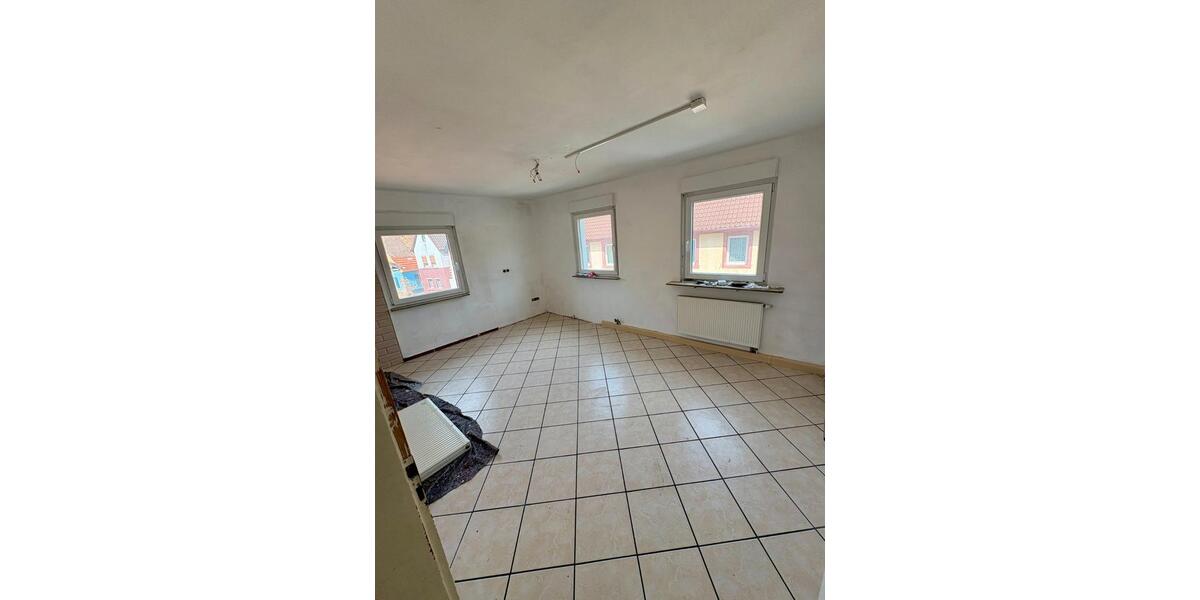 Einfamilienhaus Bad Dürkheim Leistadt - 11 Zimmer, 245 m&sup2;, 445.000&euro; | Angebot:26545135