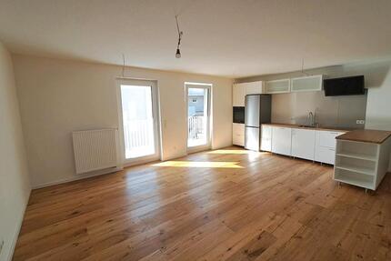 Wohnung Kaiserslautern Betzenberg - 3 Zimmer, 99 m&sup2;, 1.300&euro; | Angebot:27566849