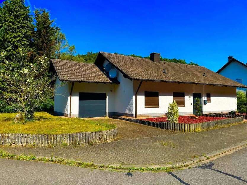 Haus zum Kaufen in Landstuhl 389.000 € 245.73 m²