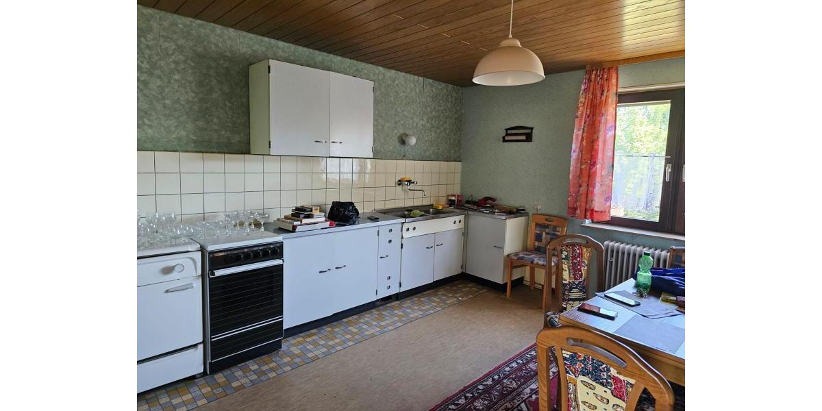 ObjNr:19684 - Freistehendes Einfamilienhaus mit Vor- und Rückgarten sowie Garage und Stellplatz - Bungalow Eisenberg (Pfalz) | Angebot:20430159