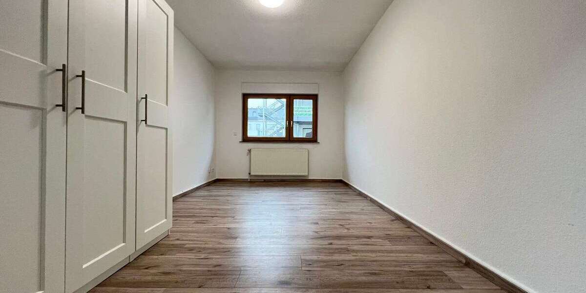 Etagenwohnung Kaiserslautern Betzenberg - 3 Zimmer, 75 m&sup2;, 750&euro; | Angebot:26906527