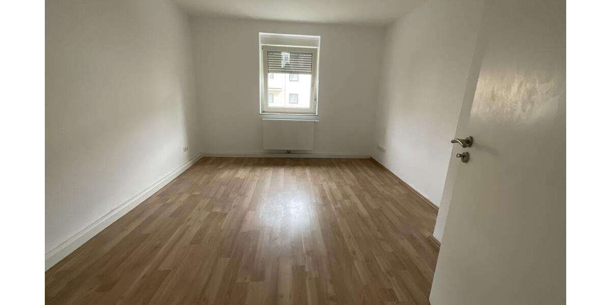 Wohnung zum Mieten in Kaiserslautern 379 € 34.15 m² 1 zimmer
