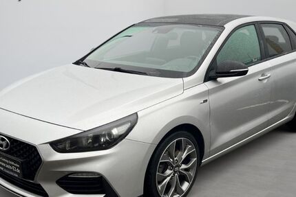 Hyundai i30 61.000 km 17.991 € Pirmasens 66954