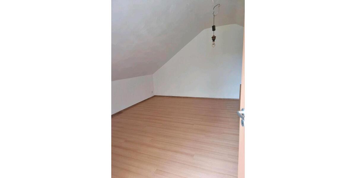 Doppelhaushälfte Gries - 4 Zimmer, 130 m&sup2;, 1.300&euro; | Angebot:26182549