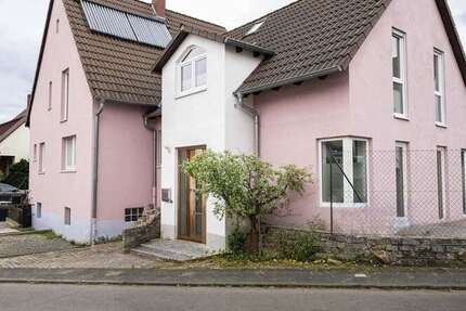 Haus Kaiserslautern Einsiedlerhof - 7 Zimmer, 180 m&sup2;, 410.000&euro; | Angebot:26692920