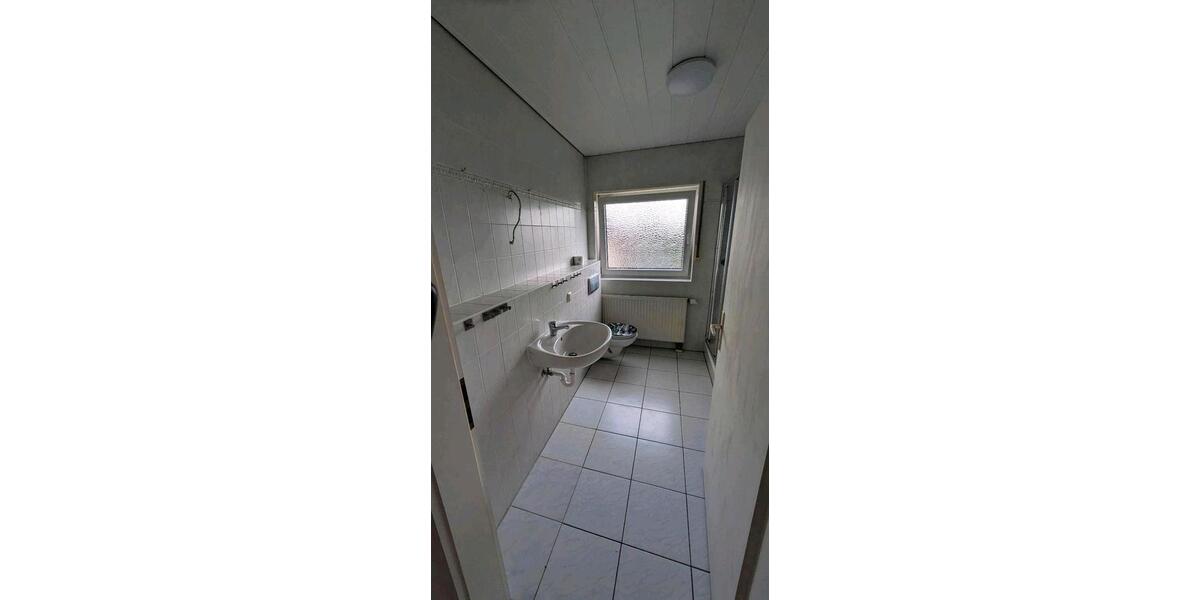 Dachgeschoßwohnung Steinbach am Donnersberg - 3 Zimmer, 72 m&sup2;, 120.000&euro; | Angebot:26644942