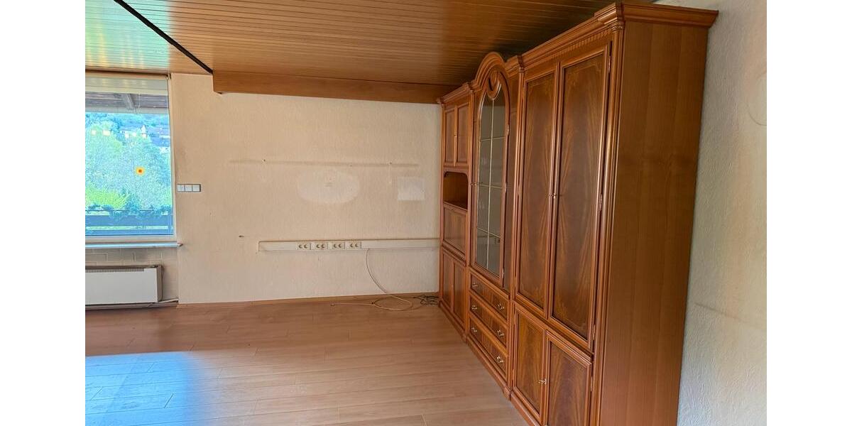 Einfamilienhaus Waldfischbach-Burgalben Burgalben - 8 Zimmer, 180 m&sup2;, 330.000&euro; | Angebot:26252706