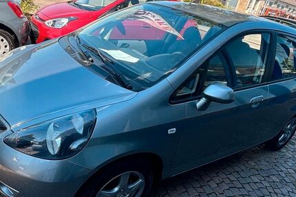 Honda Jazz 127.354 km 2.390 &euro; Kaiserslautern 67657