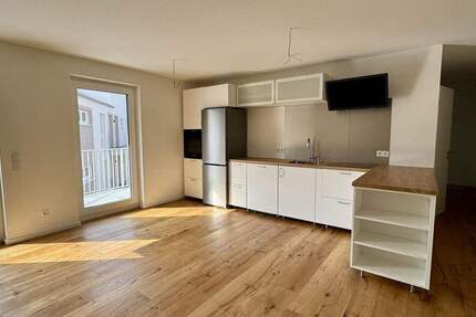Wohnung Kaiserslautern Innenstadt - 3 Zimmer, 99 m&sup2;, 1.300&euro; | Angebot:25691234