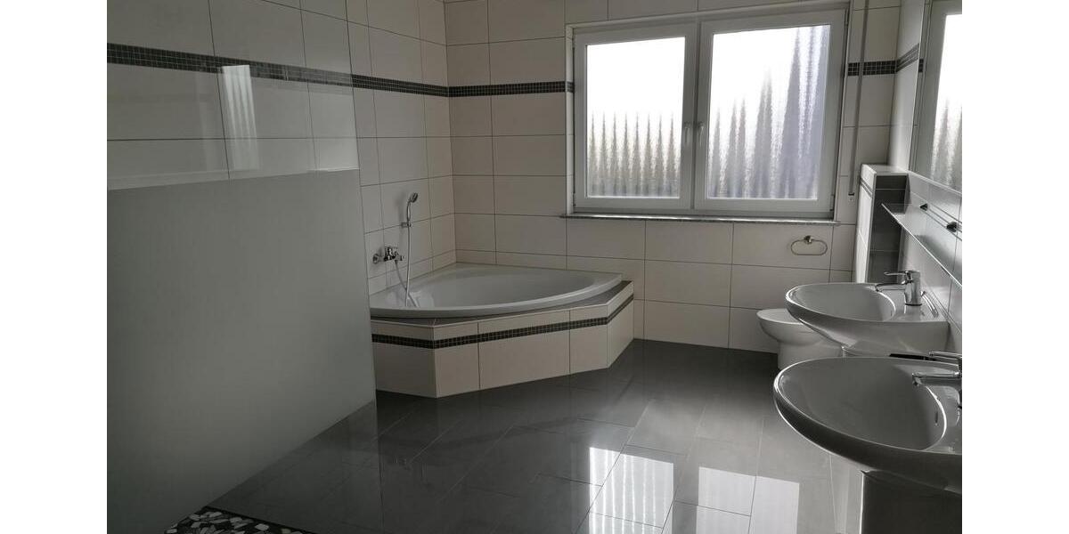 Einfamilienhaus Katzweiler - 6 Zimmer, 299 m&sup2;, 610.000&euro; | Angebot:26131159