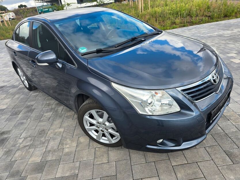 Toyota Avensis 162.120 km 8.400 € Ramstein-Miesenbach 66877