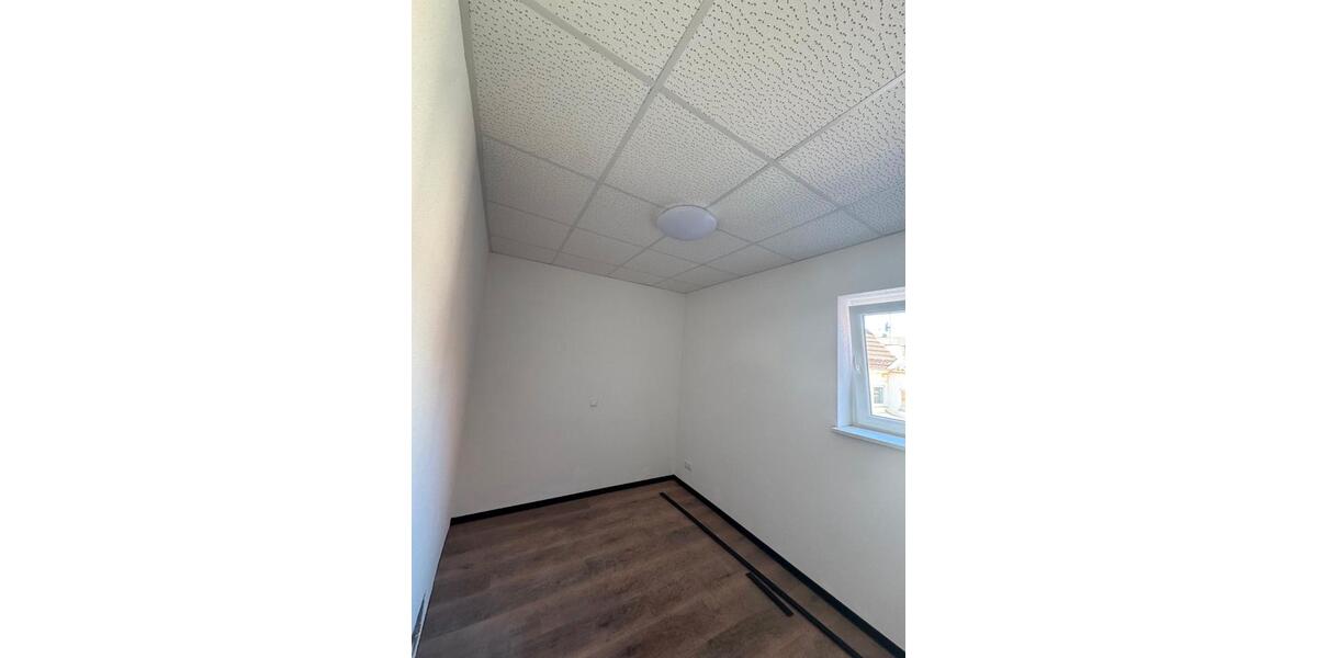 Etagenwohnung Kaiserslautern - 4 Zimmer, 65 m&sup2;, 920&euro; | Angebot:26269185