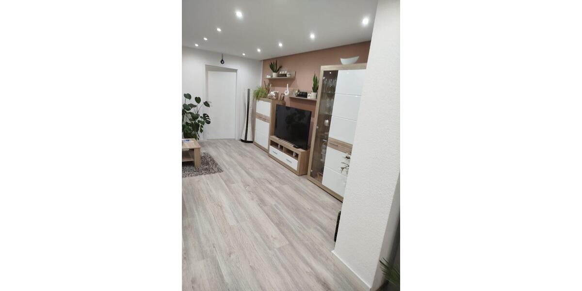 Mehrfamilienhaus, Wohnhaus Höheinöd - 7.5 Zimmer, 263 m&sup2;, 399.000&euro; | Angebot:26449255