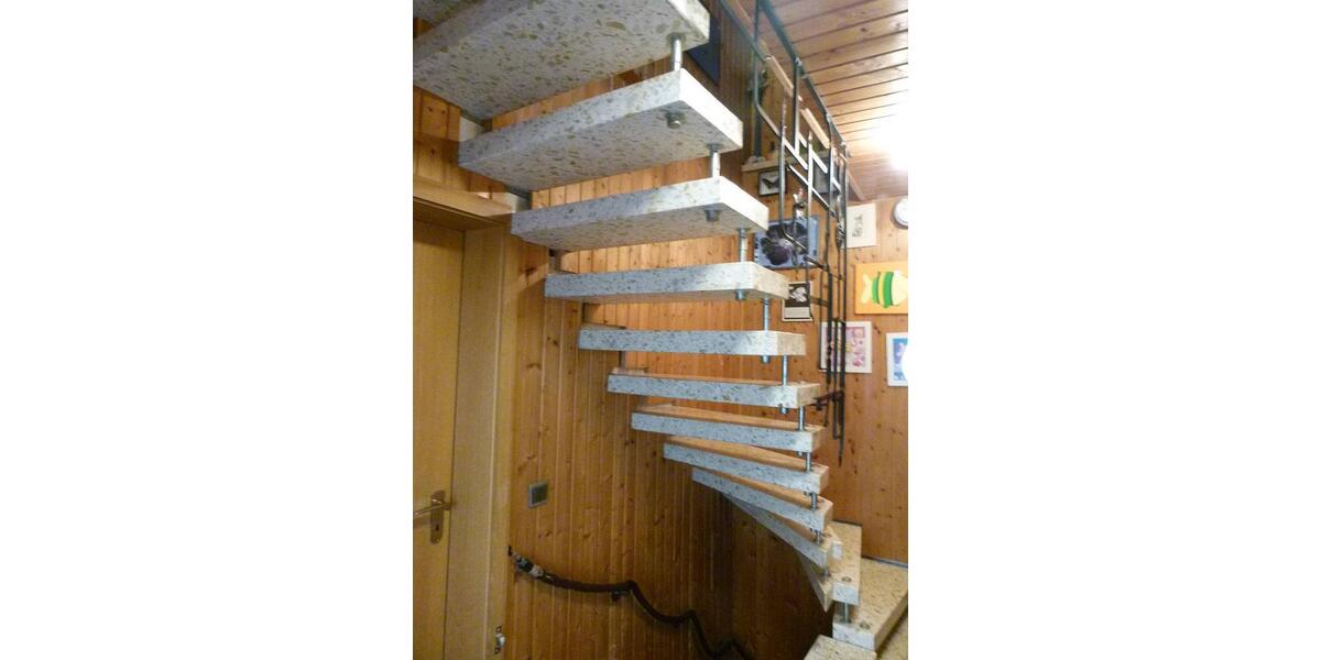 Einfamilienhaus Winnweiler - 5 Zimmer, 92 m&sup2;, 140.000&euro; | Angebot:27232355