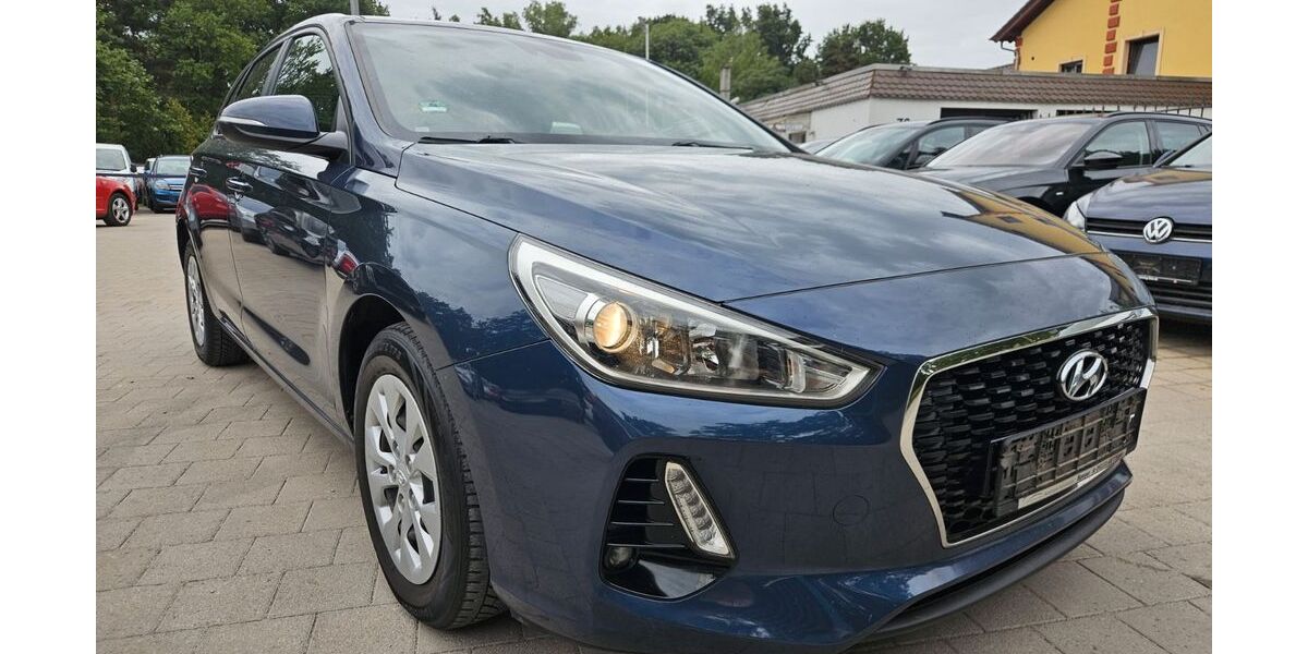 Hyundai i30 183.624 km 7.850 &euro; Lachen-Speyerdorf 67435