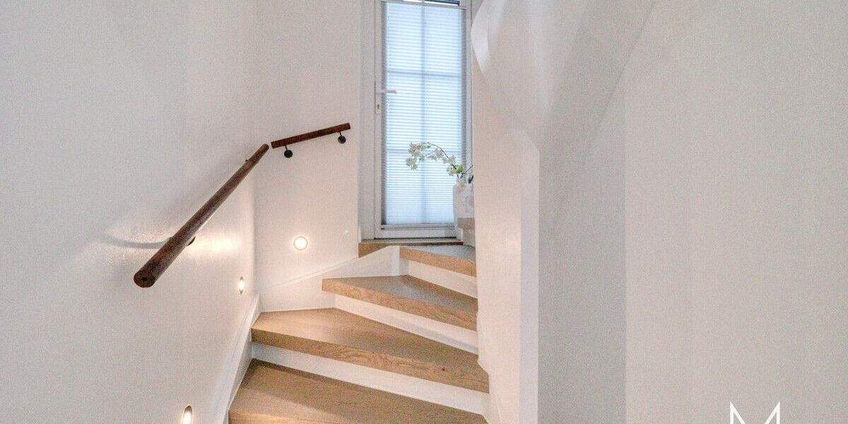 Einfamilienhaus Kaiserslautern Innenstadt - 7 Zimmer, 294 m&sup2;, 999.000&euro; | Angebot:25798454