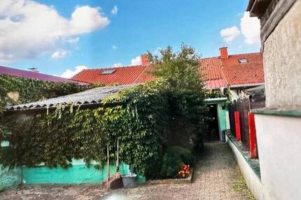 Haus Göllheim - 4 Zimmer, 81 m&sup2;, 145.000&euro; | Angebot:25674391