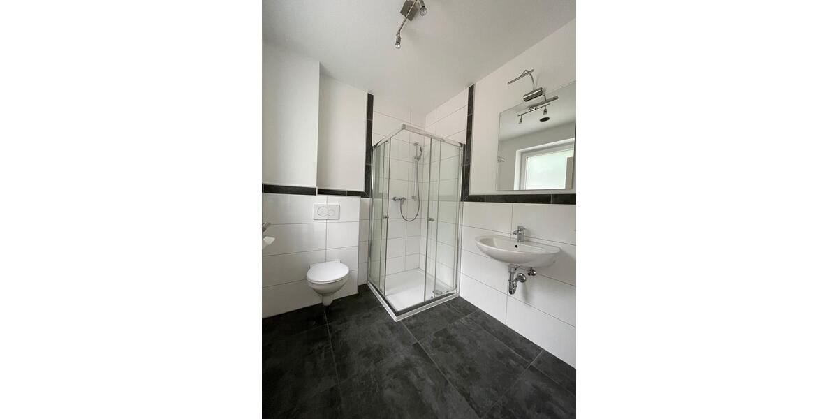 Doppelhaushälfte Kaiserslautern - 4 Zimmer, 166 m&sup2;, 2.000&euro; | Angebot:26609449