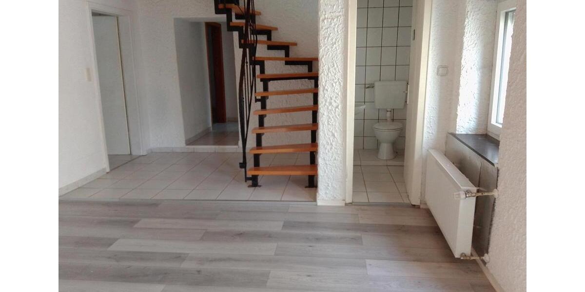 Etagenwohnung Rieschweiler-Mühlbach Mühlbach - 4 Zimmer, 120 m&sup2;, 1.050&euro; | Angebot:26340243