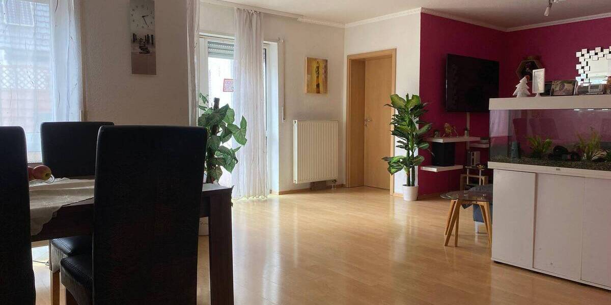 Reihenmittelhaus Kaiserslautern Erlenbach - 5 Zimmer, 140 m&sup2;, 299.000&euro; | Angebot:26377425