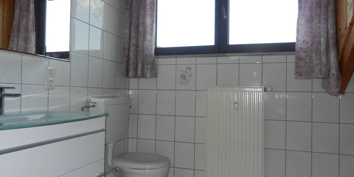 Etagenwohnung Lambsborn - 3 Zimmer, 83 m&sup2;, 550&euro; | Angebot:25969875