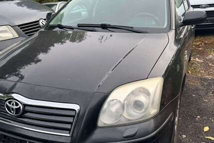 Toyota Avensis 240.658 km 1.950 € Dreisen 67816