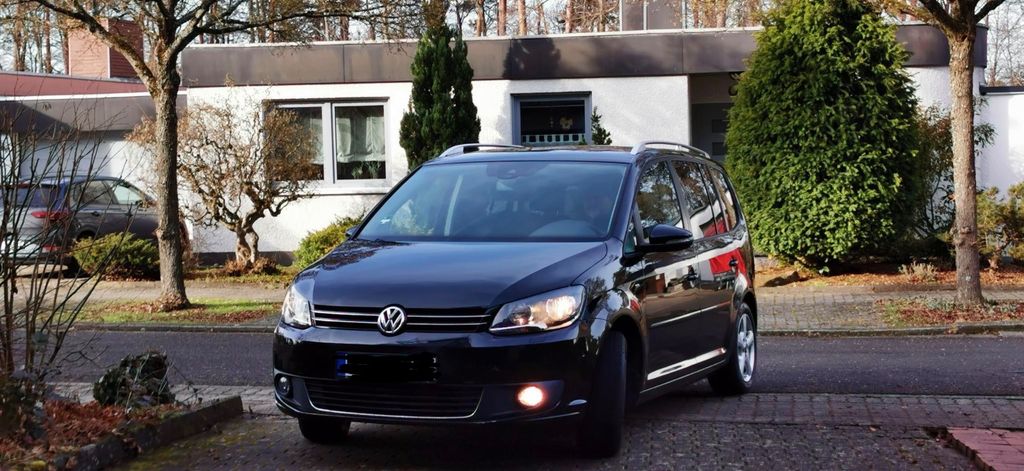 VW Touran 178.000 km 8.800 &euro; Kaiserslautern 67663
