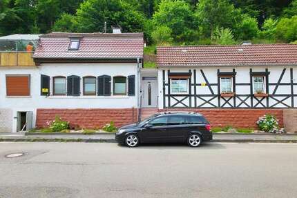 Haus zum Kaufen in Esthal 268.000 € 136 m²