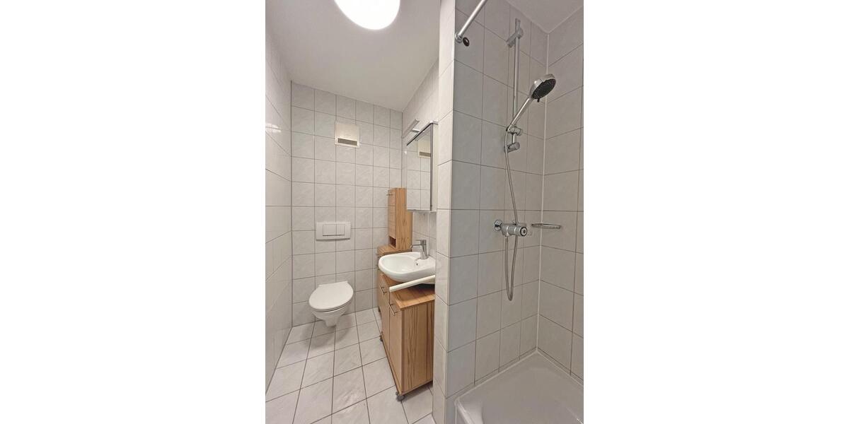 Etagenwohnung Kaiserslautern - 1 Zimmer, 24 m&sup2;, 435&euro; | Angebot:26631517